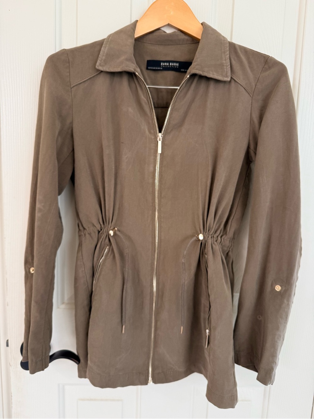 Zara zip-up olive green light jacket